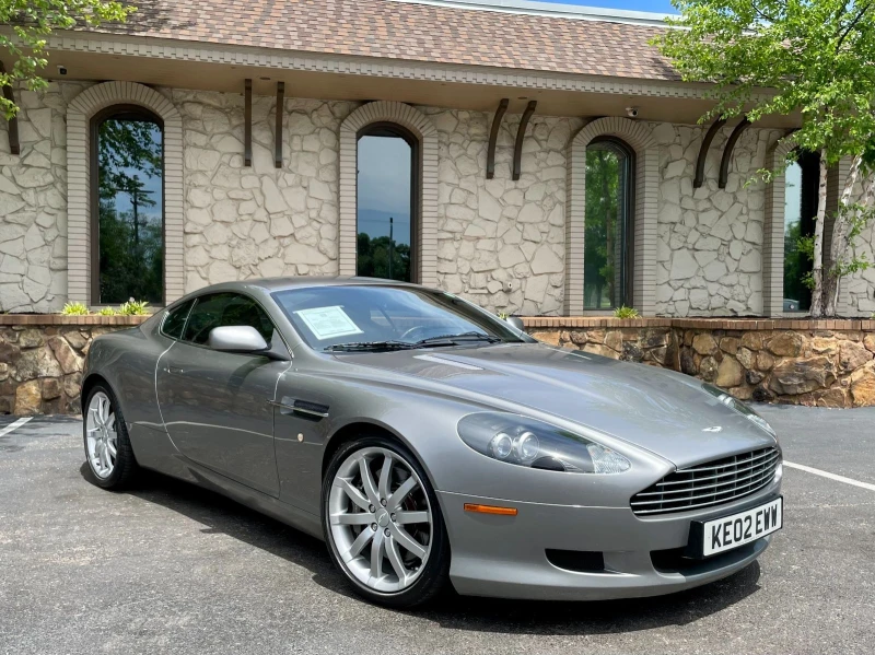 Aston martin Db9 BASE , снимка 1 - Автомобили и джипове - 49290568