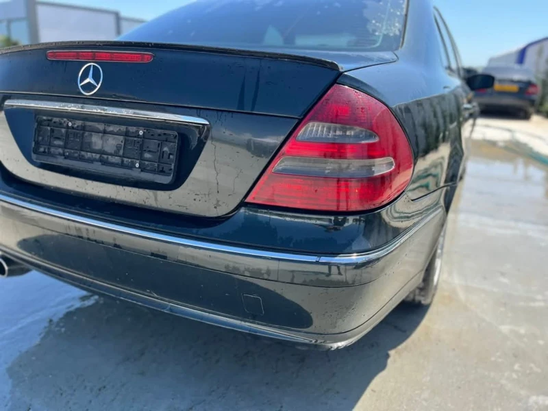 Mercedes-Benz E 220 646, снимка 10 - Автомобили и джипове - 50005571