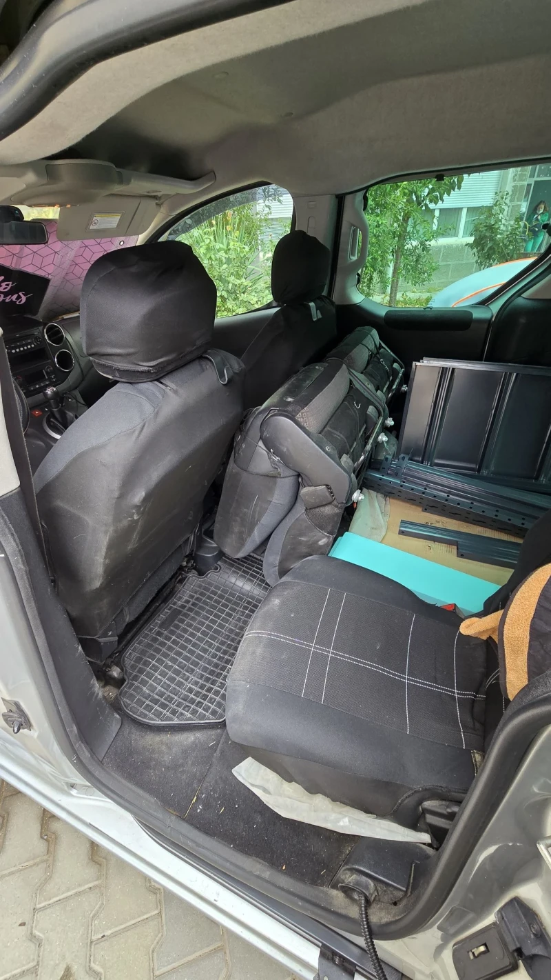 Citroen Berlingo 1.6 hdi, снимка 7 - Автомобили и джипове - 52368423