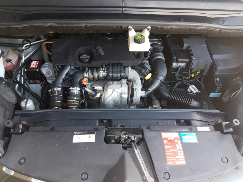 Citroen C4 Picasso 1.6HDI 112кс, снимка 13 - Автомобили и джипове - 51930378