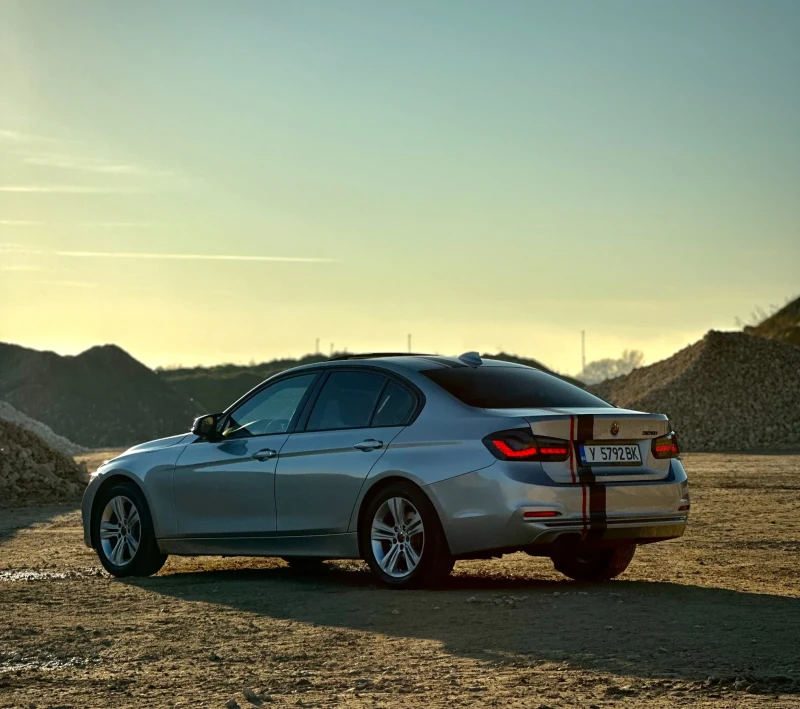 BMW 328 BMW 328i LCI, снимка 6 - Автомобили и джипове - 52423839