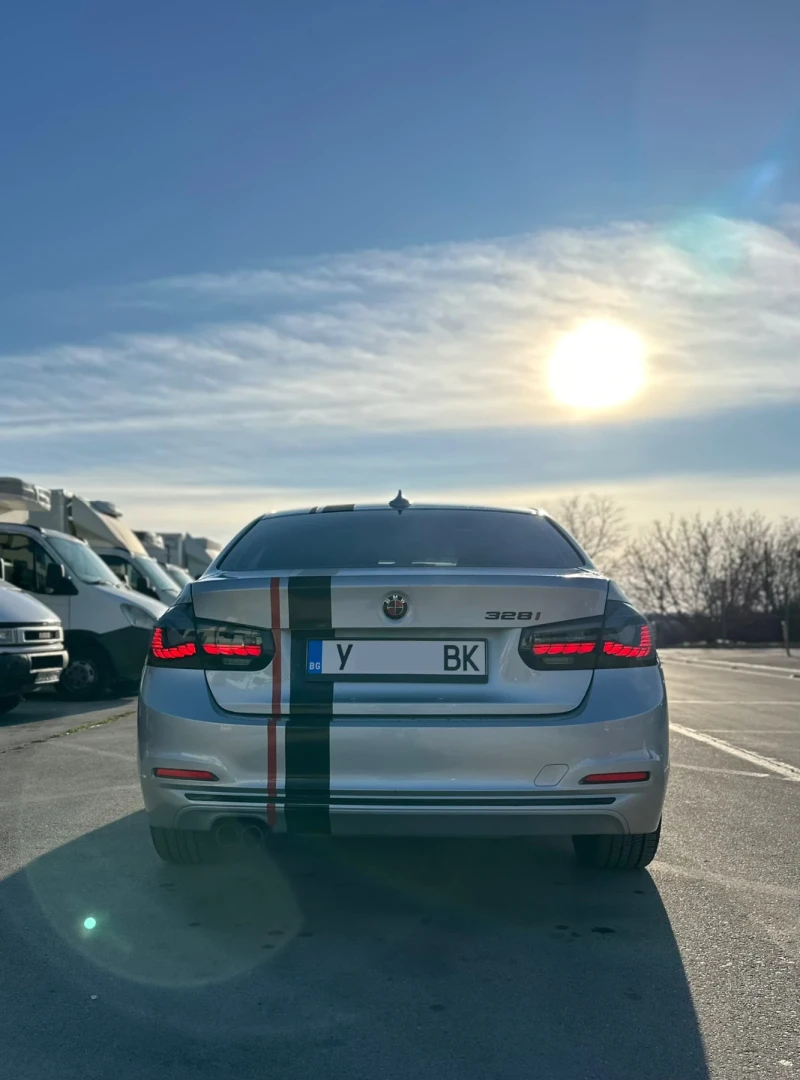 BMW 328 BMW 328i LCI, снимка 6 - Автомобили и джипове - 52423839