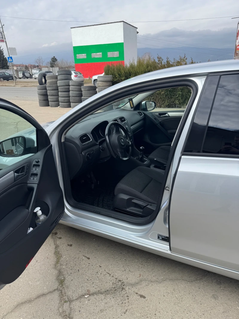 VW Golf 110 hp, снимка 9 - Автомобили и джипове - 52449185