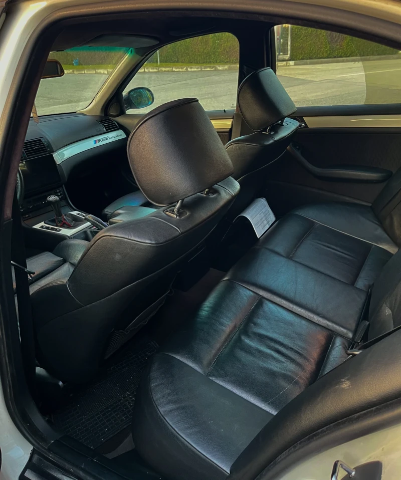 BMW 330, снимка 8 - Автомобили и джипове - 52517549