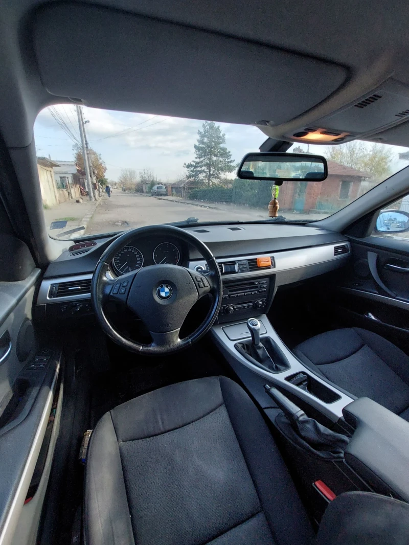 BMW 318 E 90, снимка 16 - Автомобили и джипове - 52488929