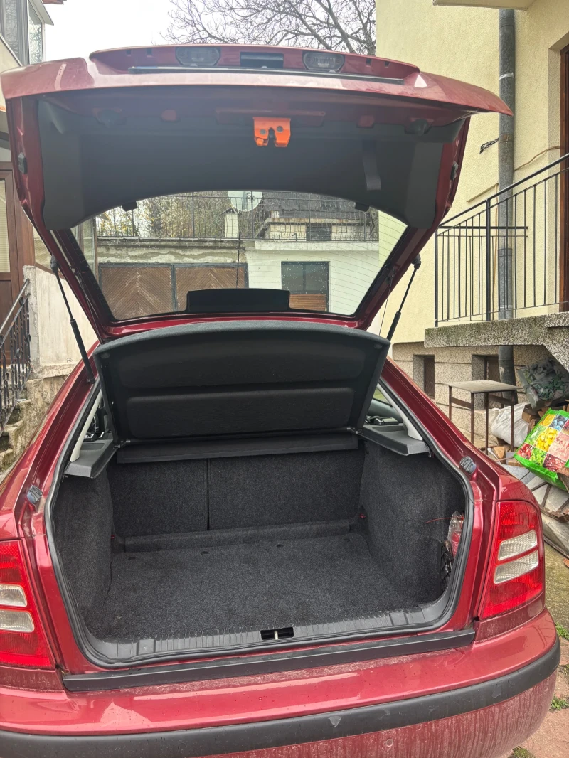 Skoda Octavia, снимка 9 - Автомобили и джипове - 53015321