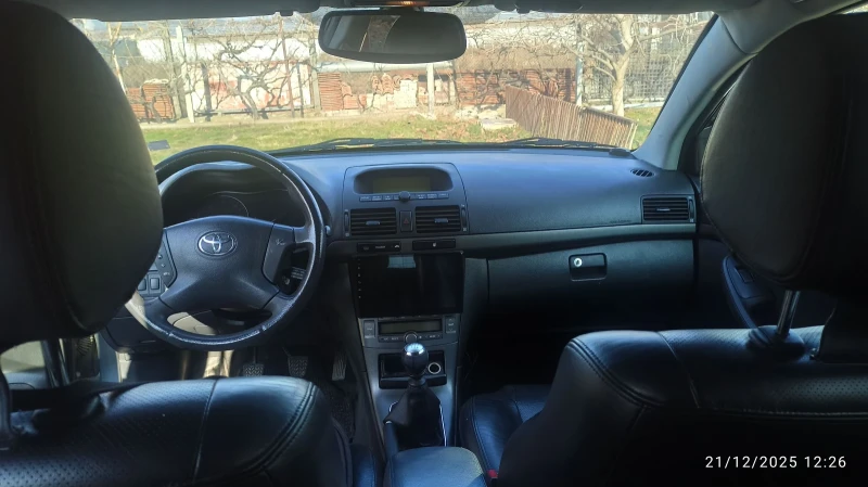Toyota Avensis, снимка 6 - Автомобили и джипове - 53036759