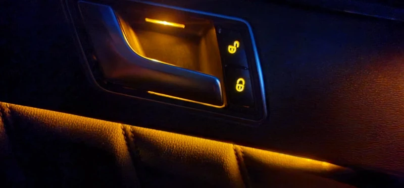 Mercedes-Benz E 350 AMG, снимка 14 - Автомобили и джипове - 53191937