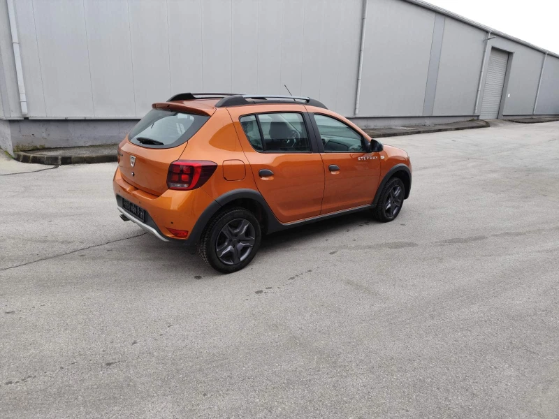 Dacia Sandero STEPWAY 0, 9 90 к.с. SWISS, снимка 5 - Автомобили и джипове - 53440915