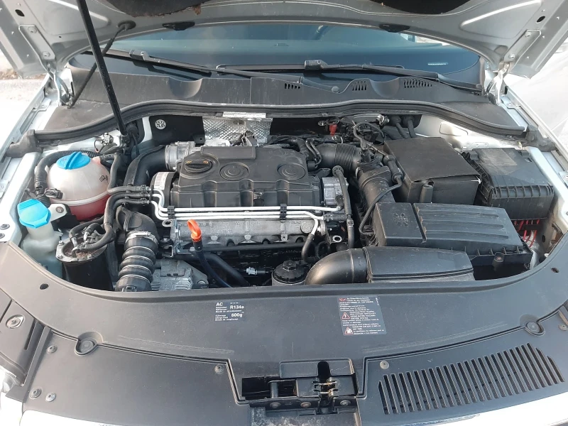 VW Passat 1.9 ТDI KLIMATR SEDAN HIGLINE - 5250 лв. - 48260090 | Car24.bg