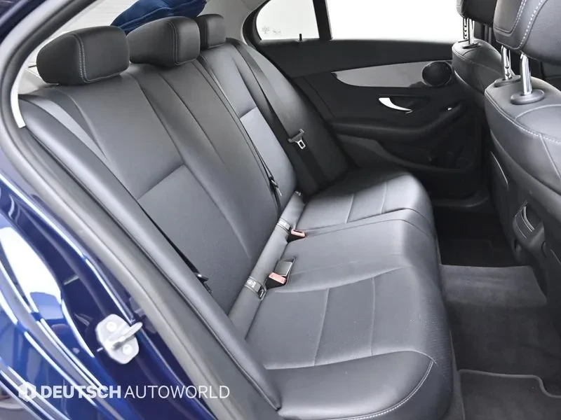 Mercedes-Benz C 200 Avantgarde, снимка 12 - Автомобили и джипове - 53076313