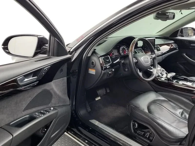 Audi A8, снимка 10 - Автомобили и джипове - 56689601