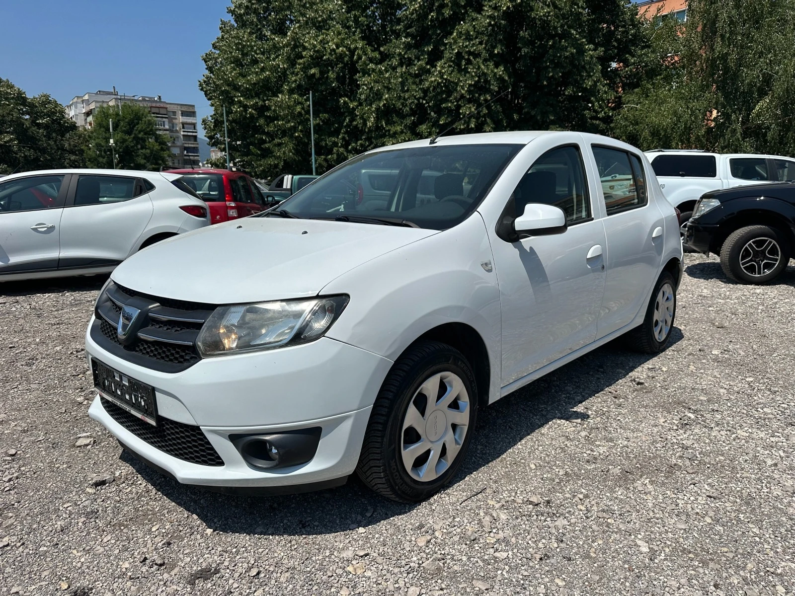 Dacia Sandero 1.5dci 75kc KLIMA ITALIA, снимка 1