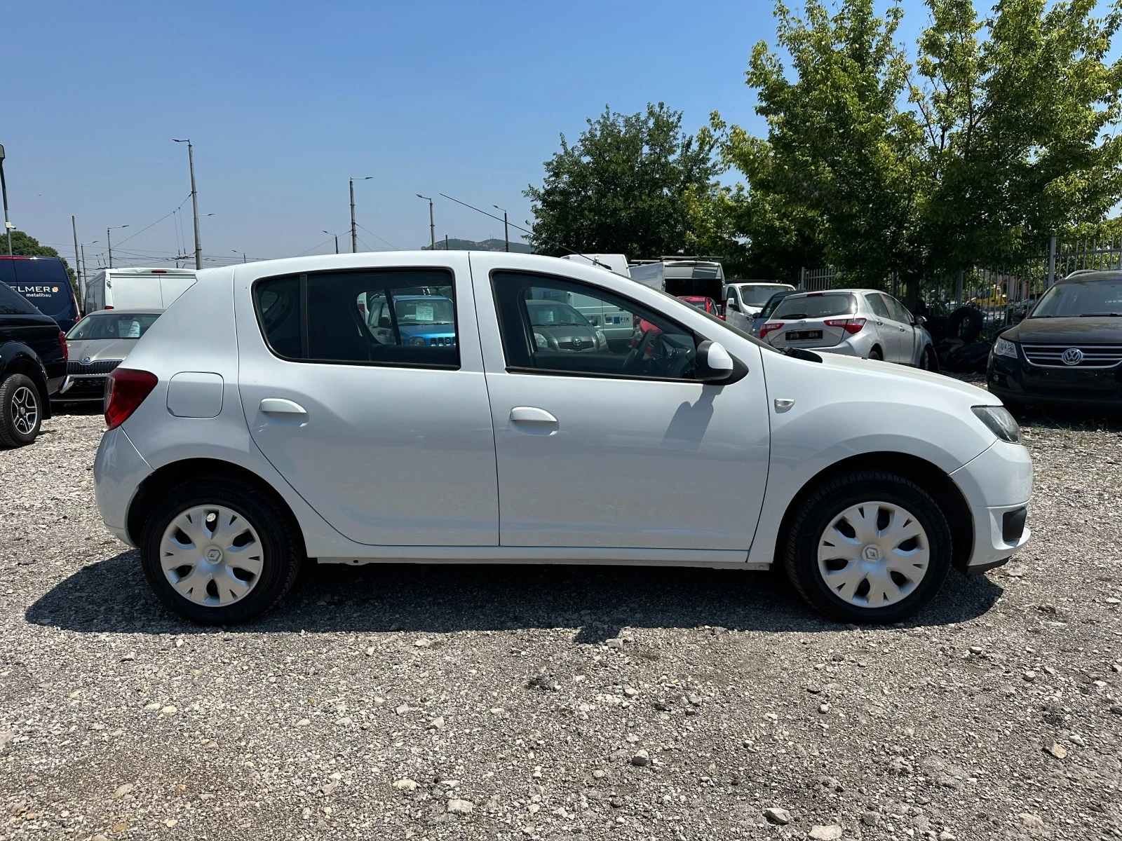 Dacia Sandero 1.5dci 75kc KLIMA ITALIA - изображение 6