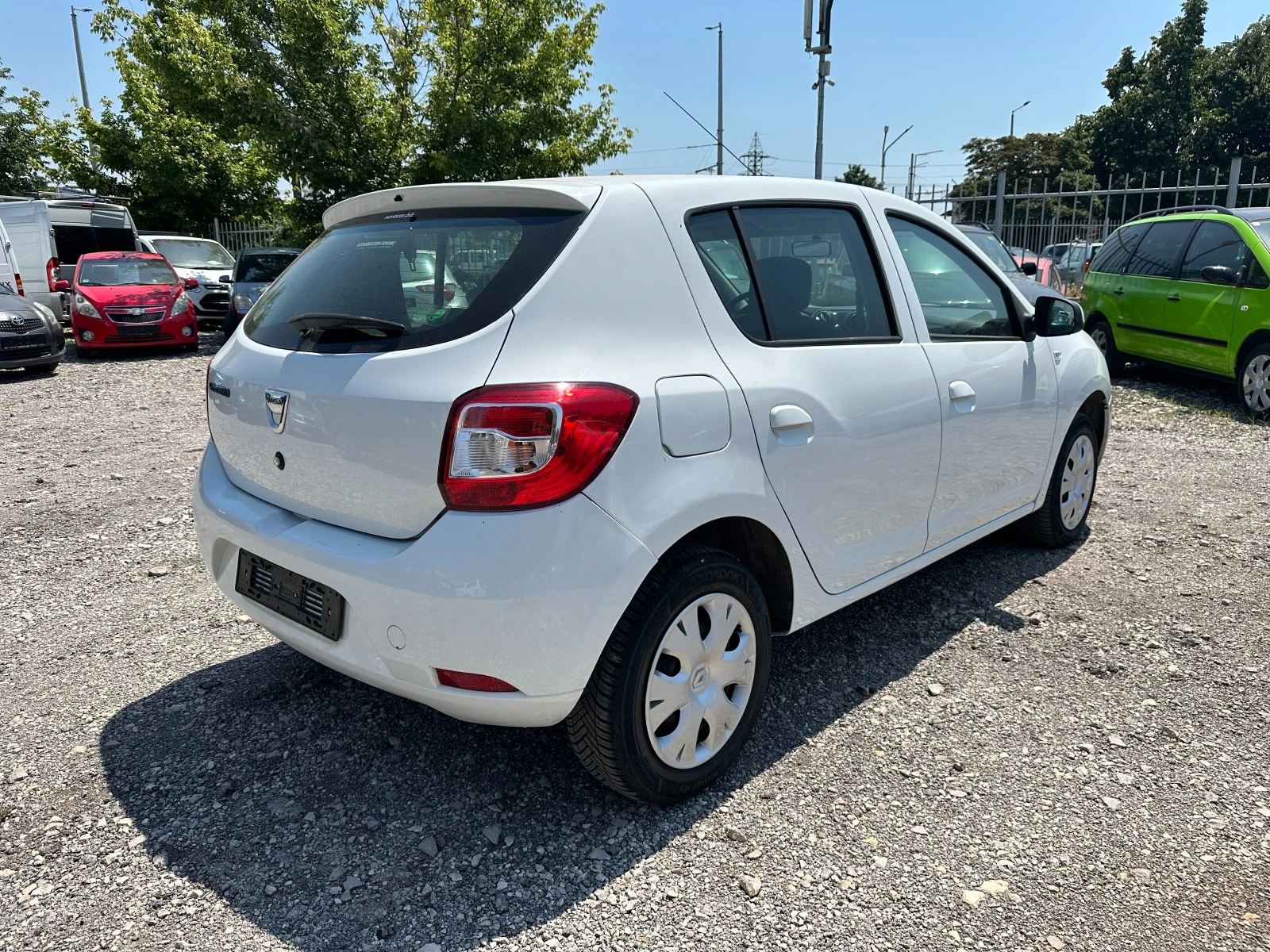 Dacia Sandero 1.5dci 75kc KLIMA ITALIA - изображение 5