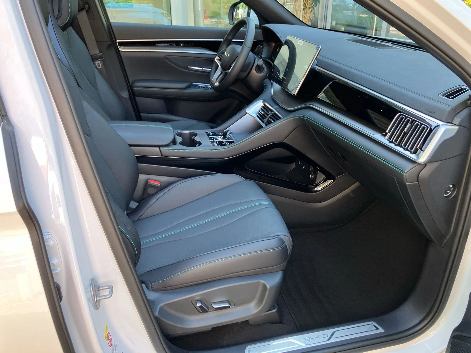 BYD Seal U Comfort 71.8 kW/h   /  | Mobile.bg   12