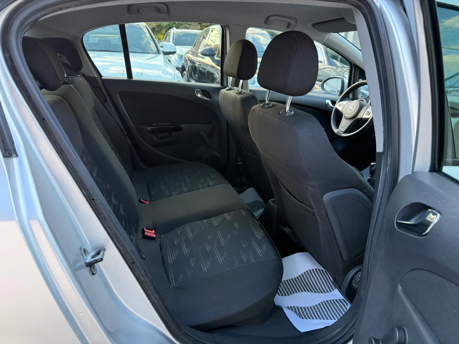 Opel Corsa 1.3CDTI 75HP FACELIFT | Mobile.bg — изображение 14