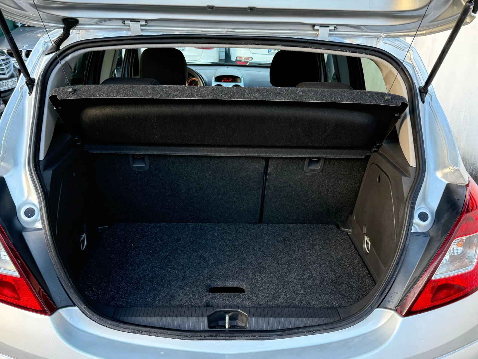 Opel Corsa 1.3CDTI 75HP FACELIFT | Mobile.bg — изображение 16