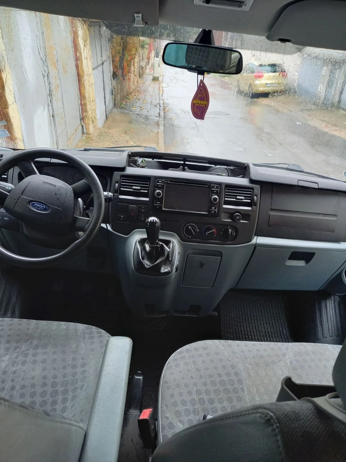 Ford Transit Custom 2.2 - изображение 8