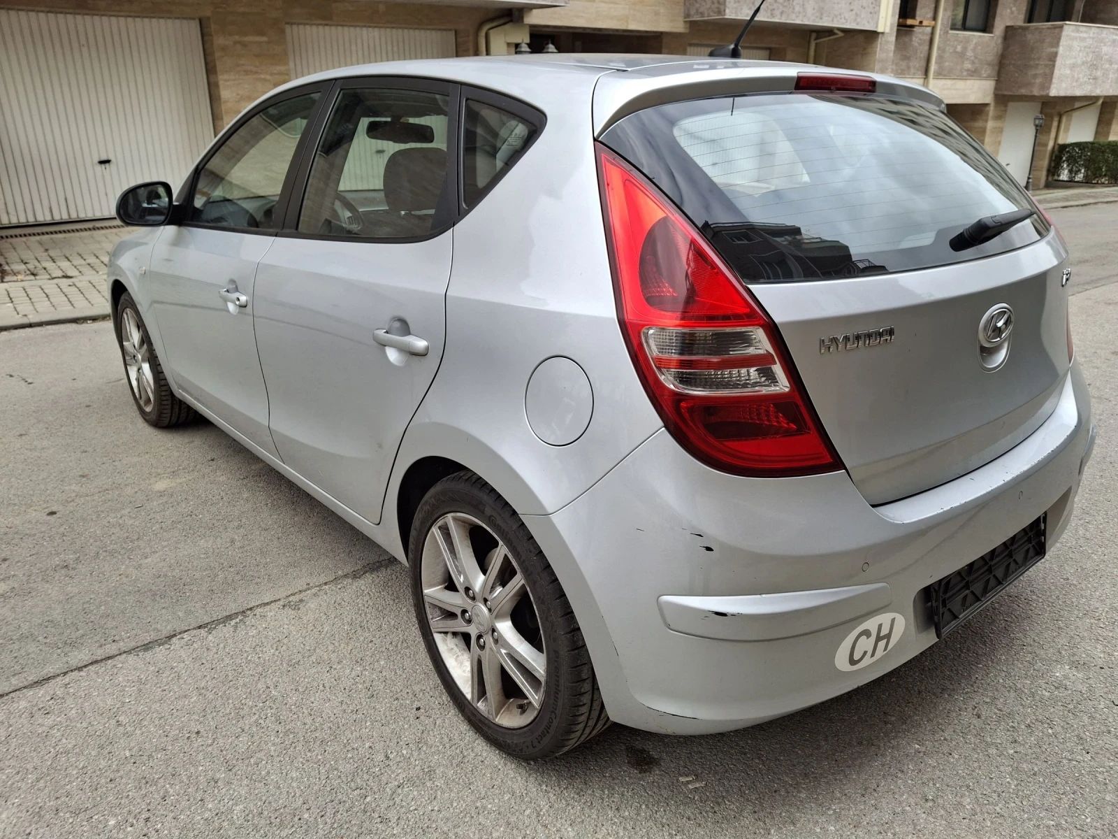 Hyundai I30 2.0 PREMIUM SWISS - изображение 5