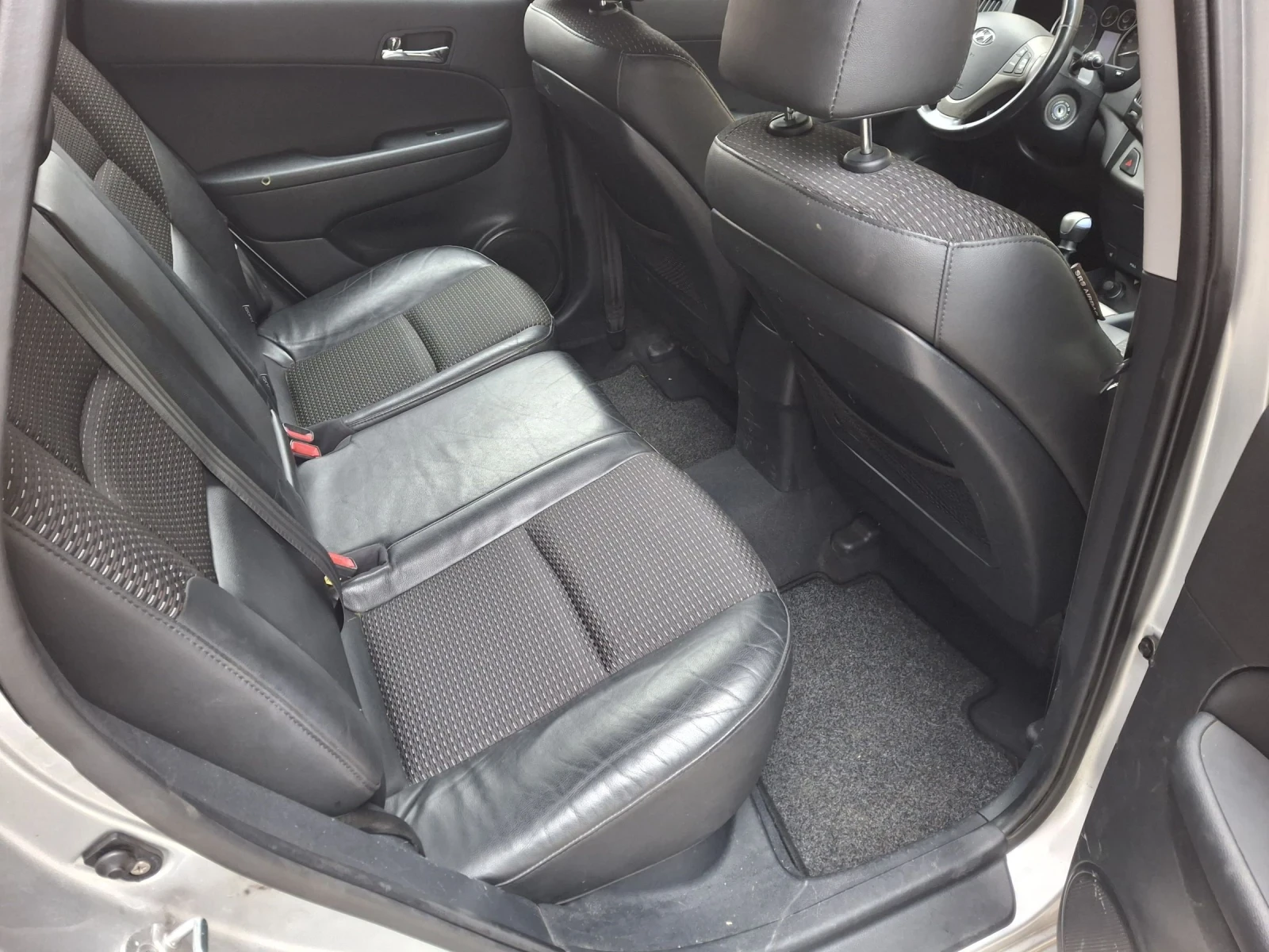 Hyundai I30 2.0 PREMIUM SWISS | Mobile.bg   12