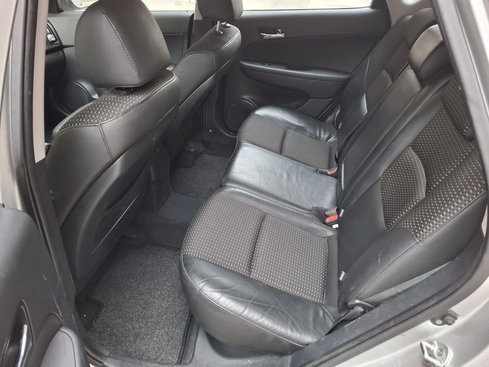 Hyundai I30 2.0 PREMIUM SWISS | Mobile.bg   11