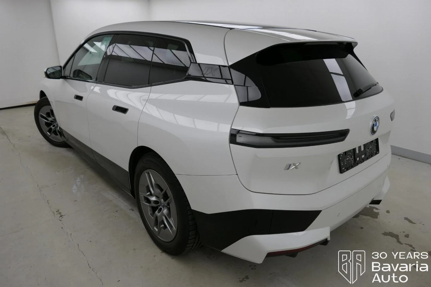 BMW iX 50 xDrive Sport | Mobile.bg   2