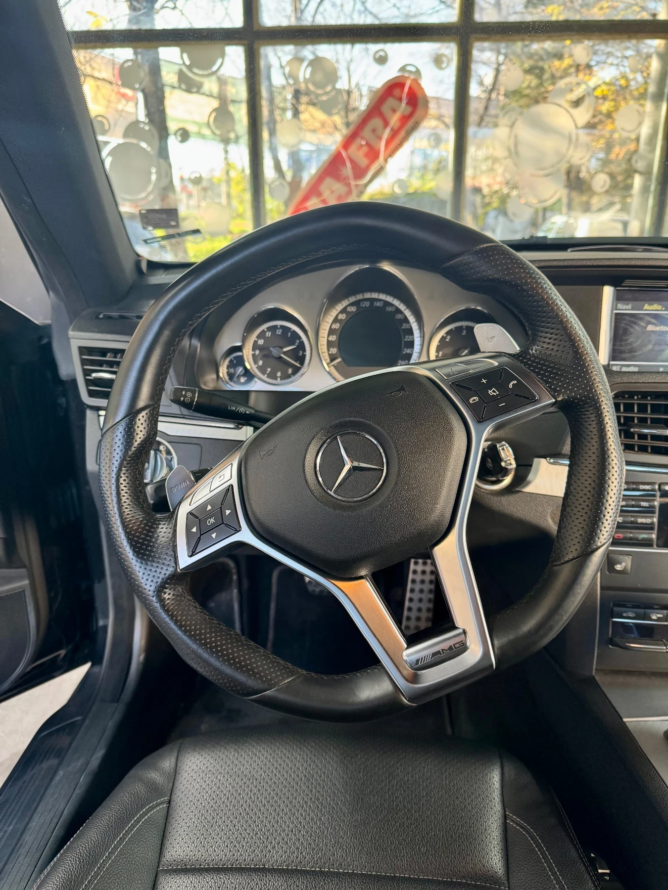 Mercedes-Benz E 350 FULL AMG HARMAN/KARDON LOGIC 7 - изображение 7