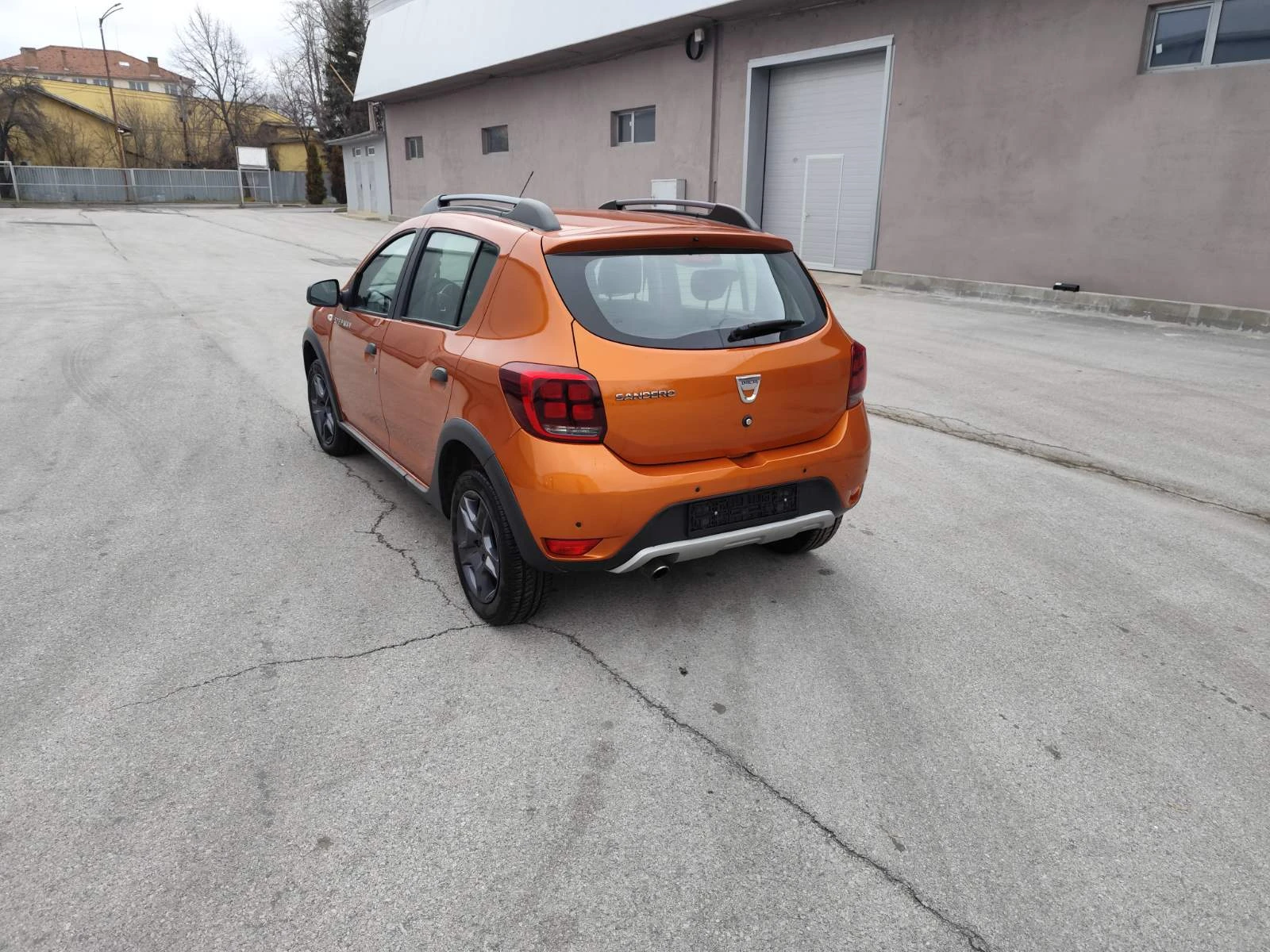 Dacia Sandero STEPWAY 0, 9 90 к.с. SWISS - изображение 6