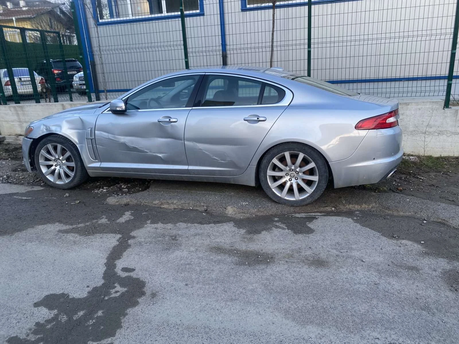 Jaguar XE 3.0 Avtomatik ЗА ЧАСТИ - изображение 6