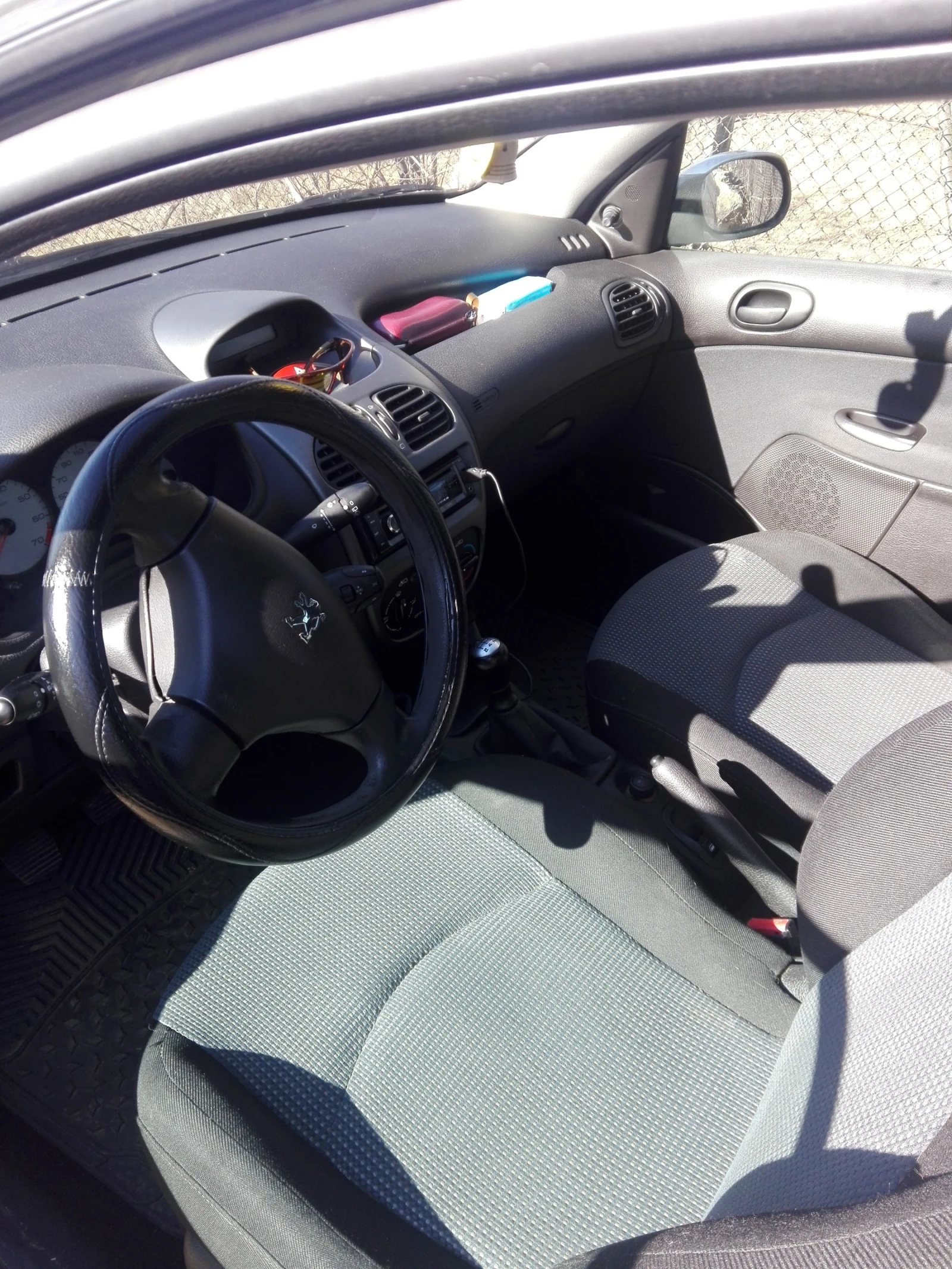 Peugeot 206, снимка 4 - Автомобили и джипове - 53890681