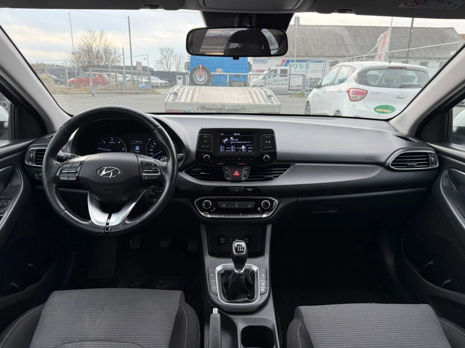 Hyundai I30 1.6 CRDI 110 , снимка 8 - Автомобили и джипове - 53977376