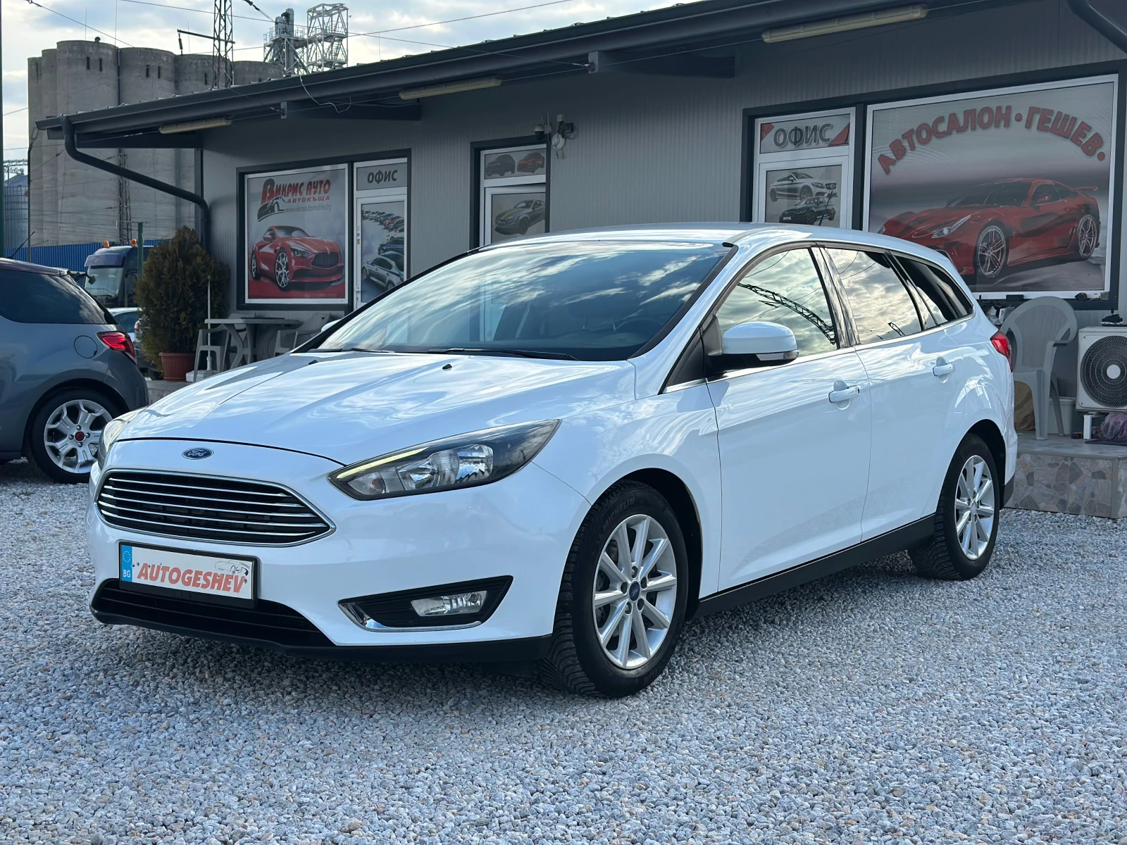 Ford Focus 1.5TDCI* NAVI, снимка 2 - Автомобили и джипове - 53993391