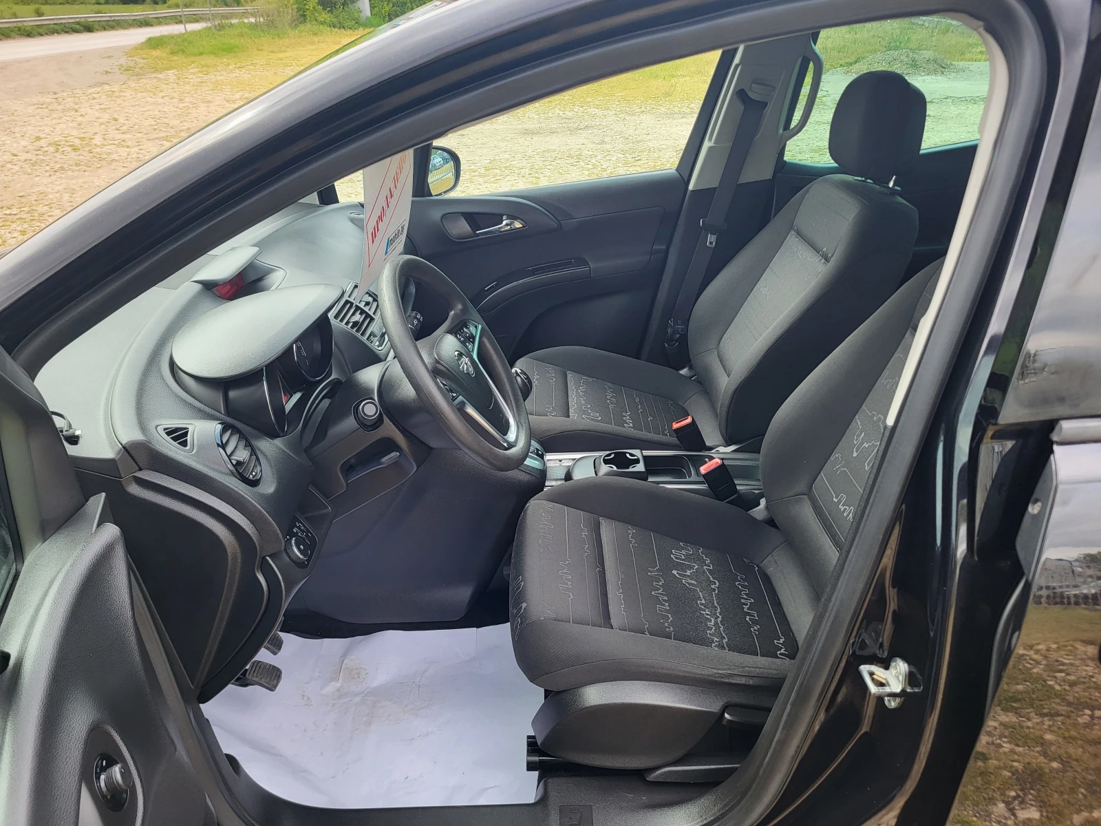 Opel Meriva 1.7CDTi, снимка 9 - Автомобили и джипове - 54372472