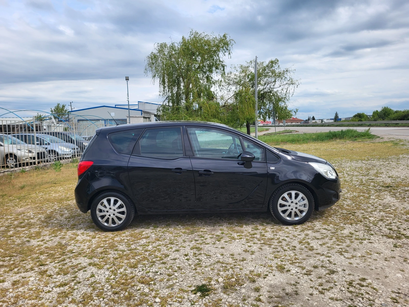 Opel Meriva 1.7CDTi, снимка 6 - Автомобили и джипове - 54372472