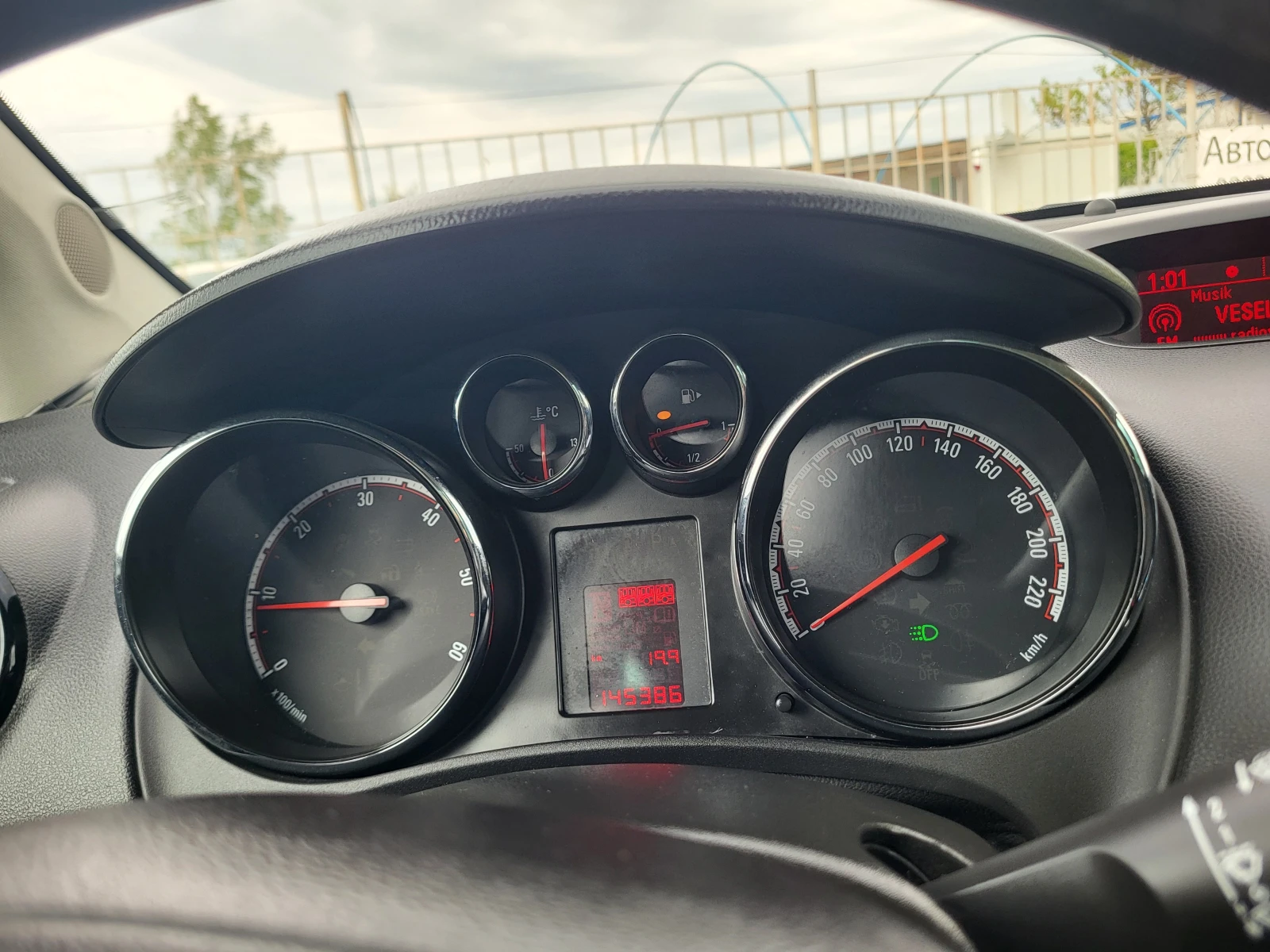 Opel Meriva 1.7CDTi, снимка 16 - Автомобили и джипове - 54372472
