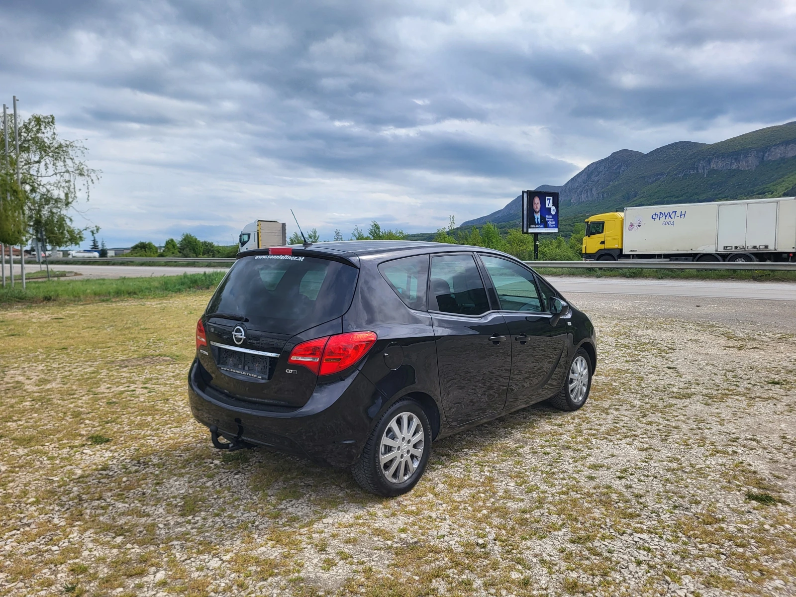 Opel Meriva 1.7CDTi, снимка 5 - Автомобили и джипове - 54372472