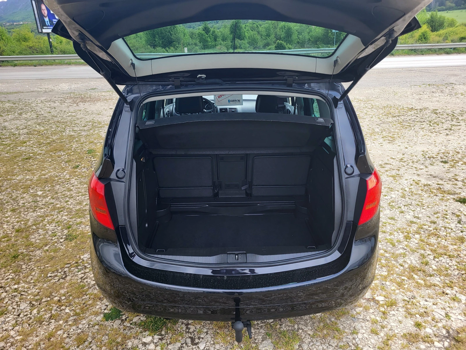 Opel Meriva 1.7CDTi, снимка 11 - Автомобили и джипове - 54372472