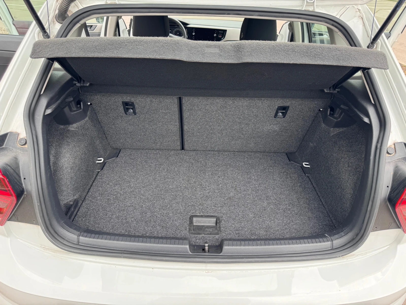 VW Polo, снимка 15 - Автомобили и джипове - 54416771