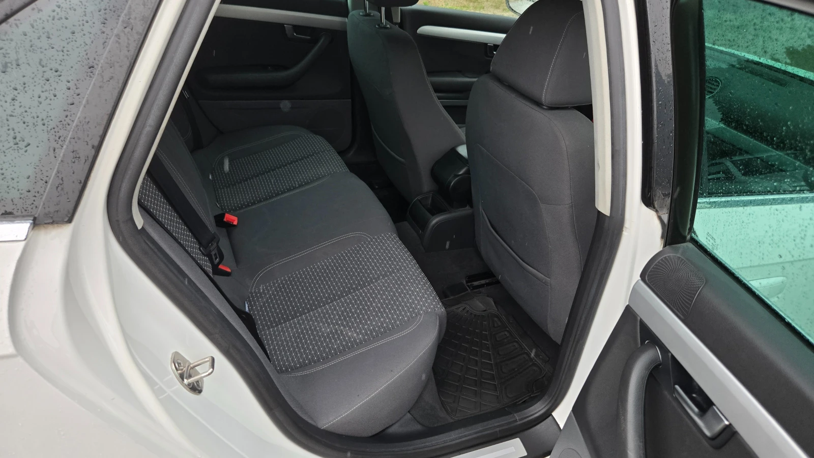 Seat Exeo, снимка 12 - Автомобили и джипове - 54644086