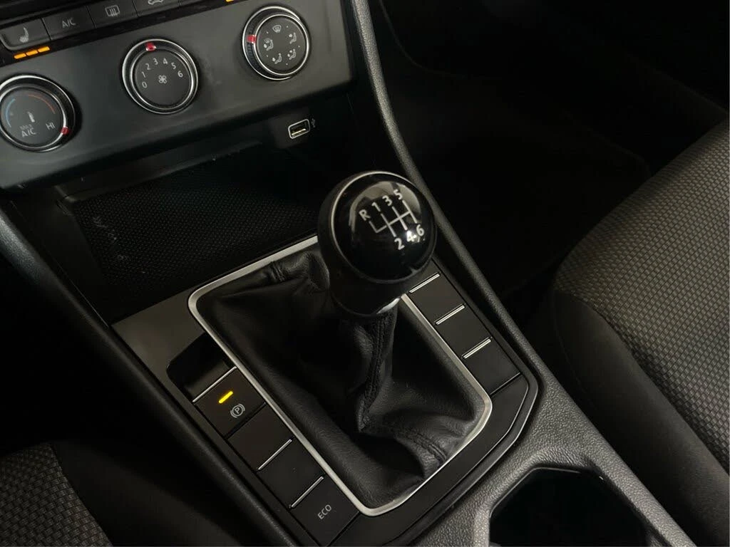 VW Jetta Comfortline FWD ����������  (���� �� ��) | Mobile.bg � ����������� 6
