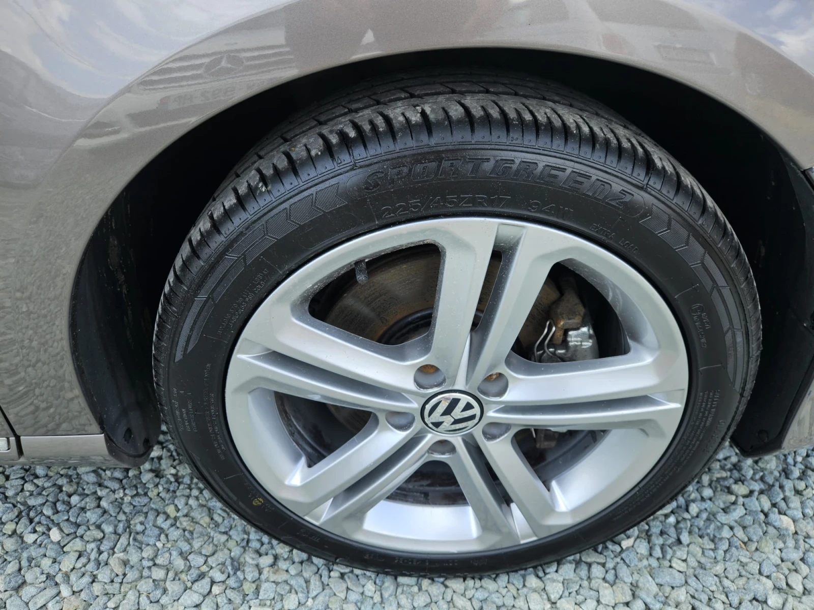 VW Passat 170кс., снимка 14 - Автомобили и джипове - 55174275