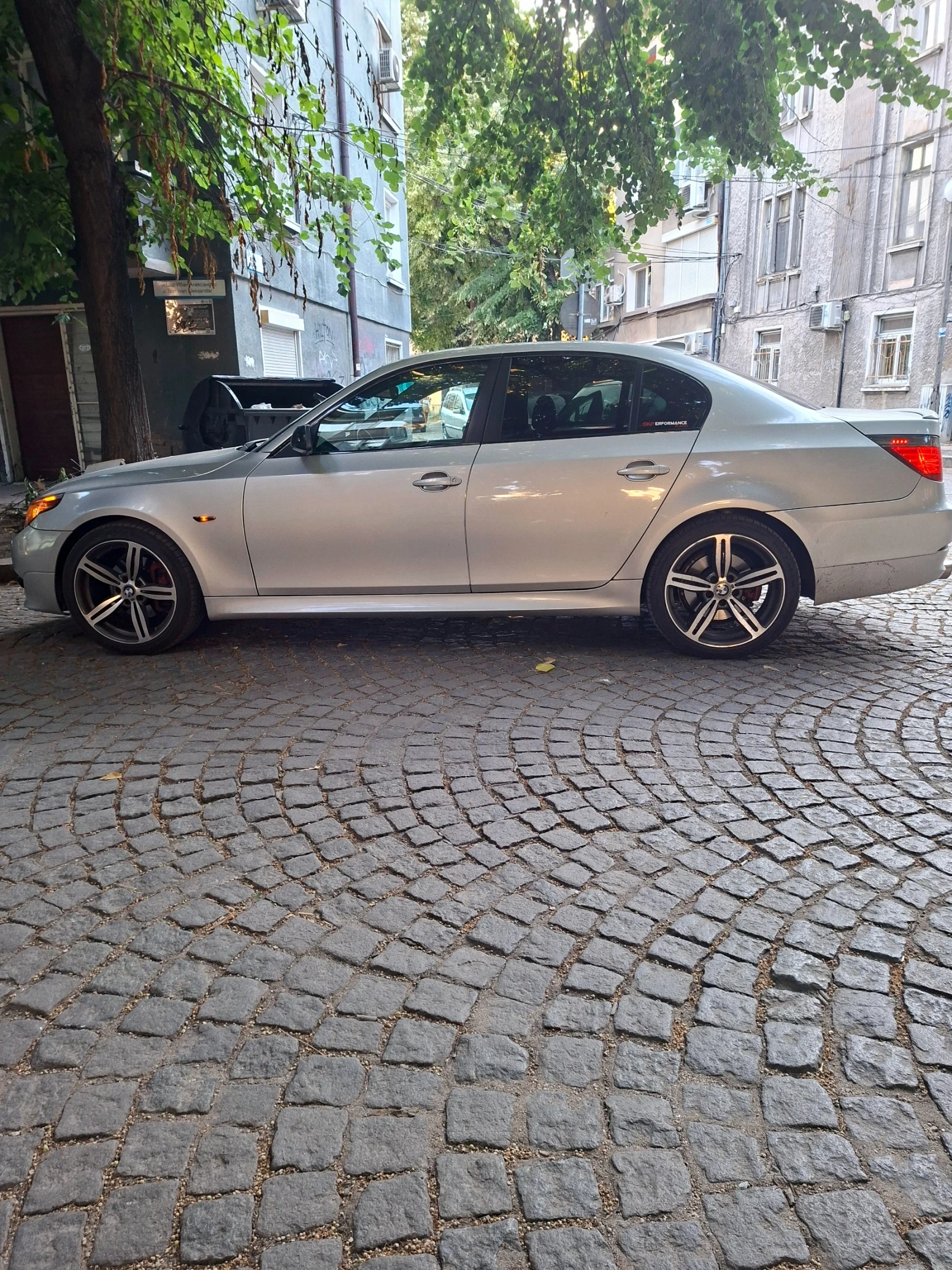 BMW 525 525, снимка 8 - Автомобили и джипове - 55179134