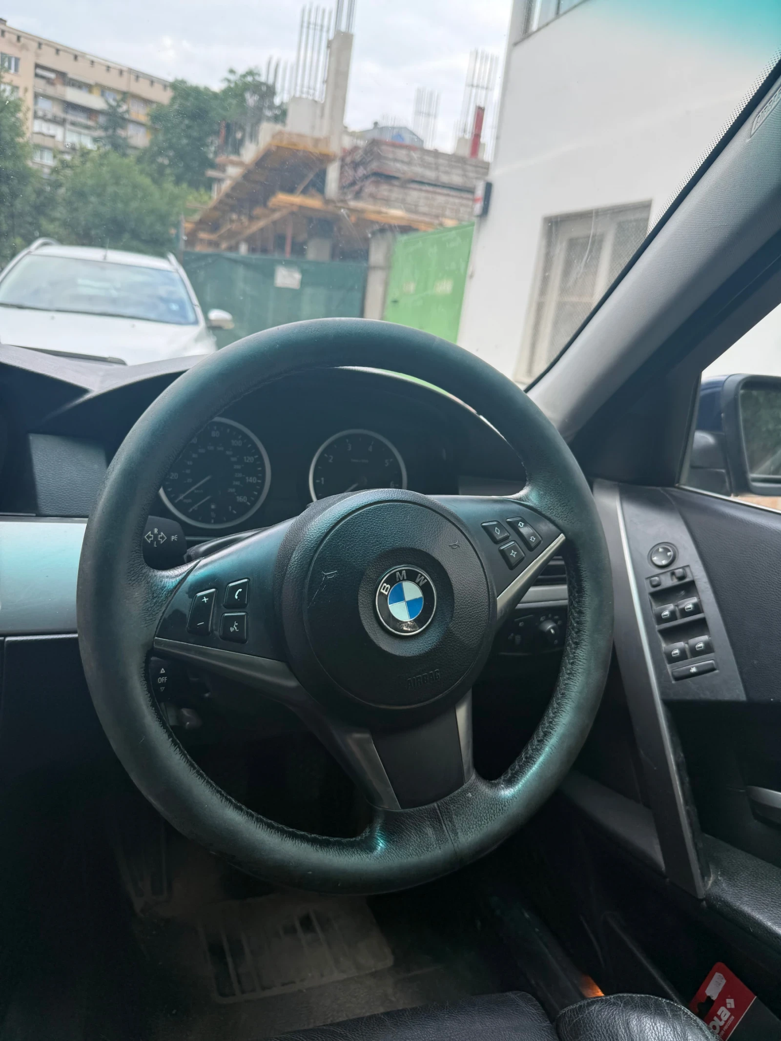 BMW 530 Бензин, снимка 5 - Автомобили и джипове - 55231474