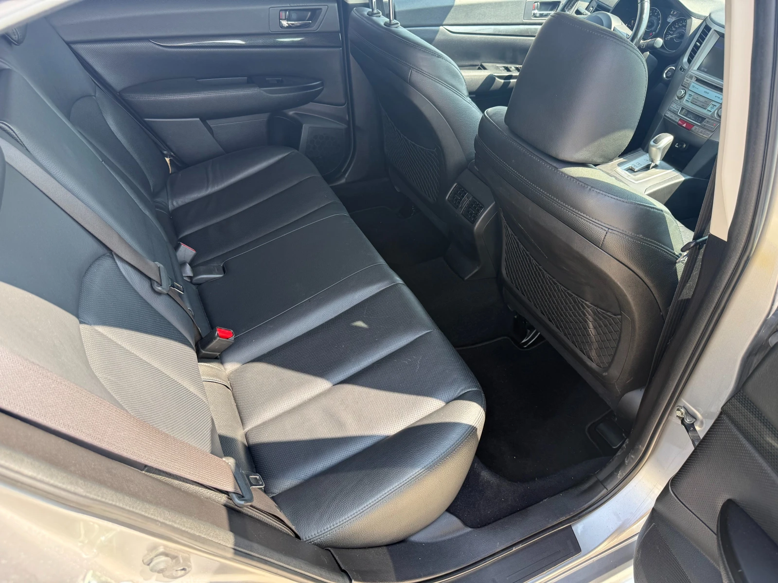 Subaru Legacy 2.5 GT, снимка 15 - Автомобили и джипове - 55603658