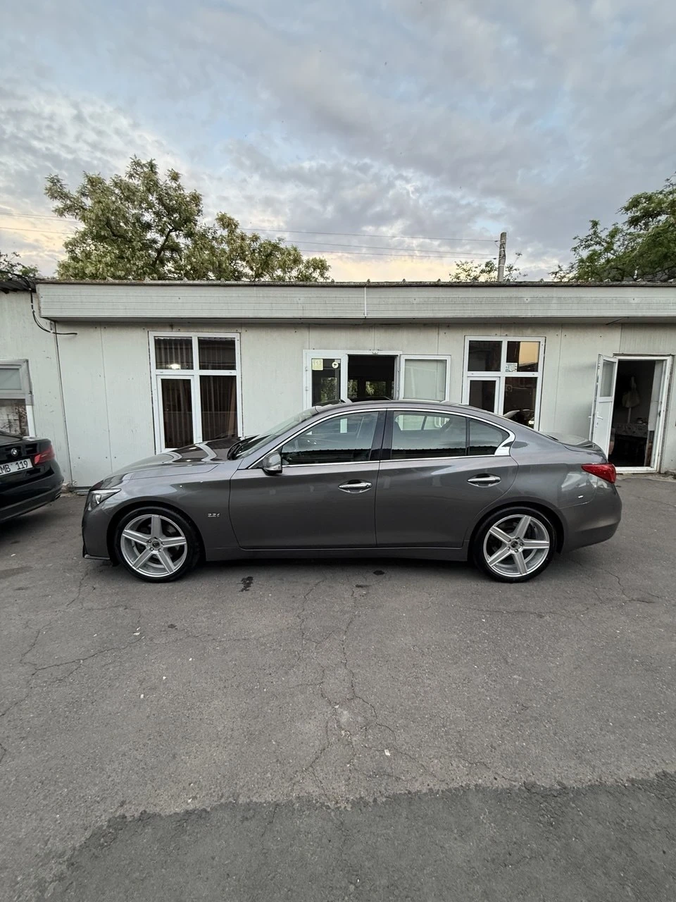 Infiniti Q50 2.2d PREMIUM / FULL/ 360 CAM/ BOSE, снимка 3 - Автомобили и джипове - 56200345