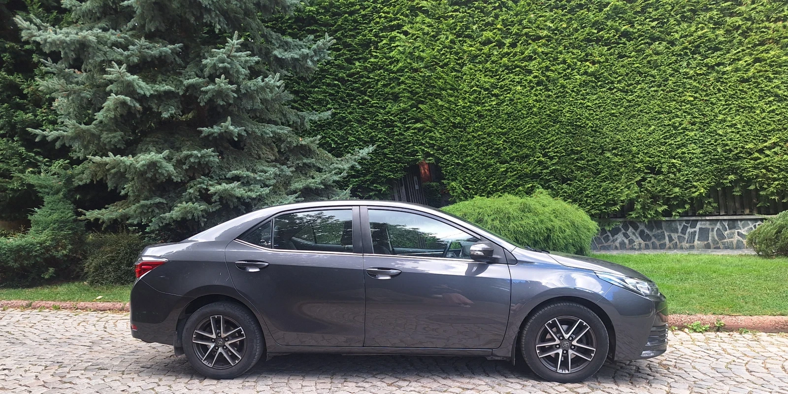 Toyota Corolla, снимка 6 - Автомобили и джипове - 56202876