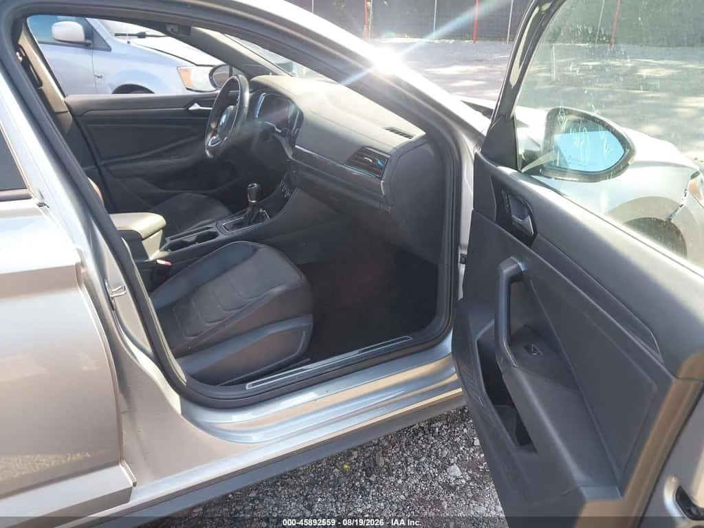 VW Jetta * 2.0T 35TH ANNIVERSARY EDITION * CARFAX * , снимка 5 - Автомобили и джипове - 56310012