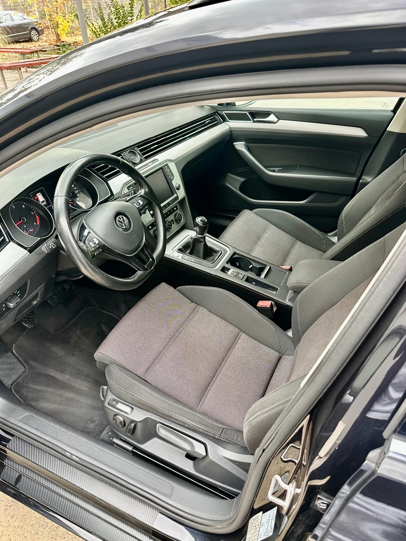 VW Passat 2016 �. 2.0 TDI 150 �� ��� ���� �������� | Mobile.bg � ����������� 9