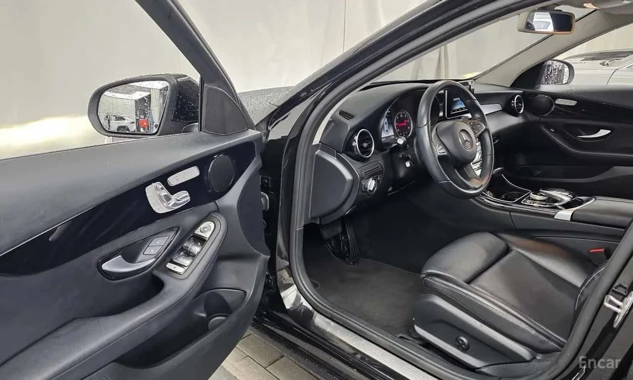 Mercedes-Benz C 200, снимка 10 - Автомобили и джипове - 56687322